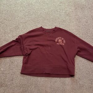 Cropped crewneck